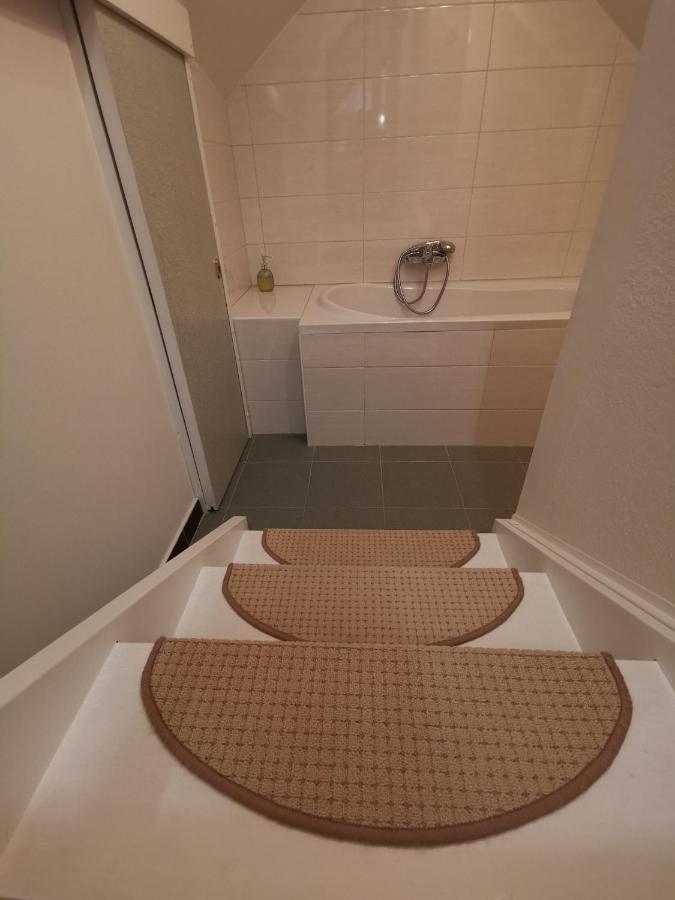 Apartmaji Mak Йесенице Екстериор снимка