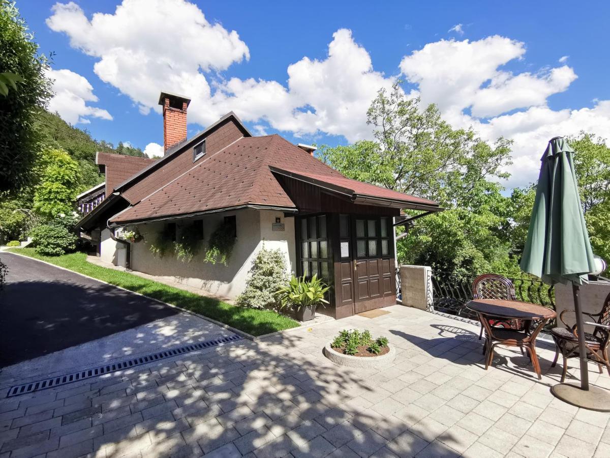 Apartmaji Mak Йесенице Екстериор снимка
