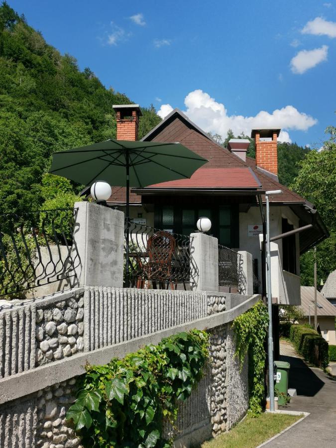 Apartmaji Mak Йесенице Екстериор снимка