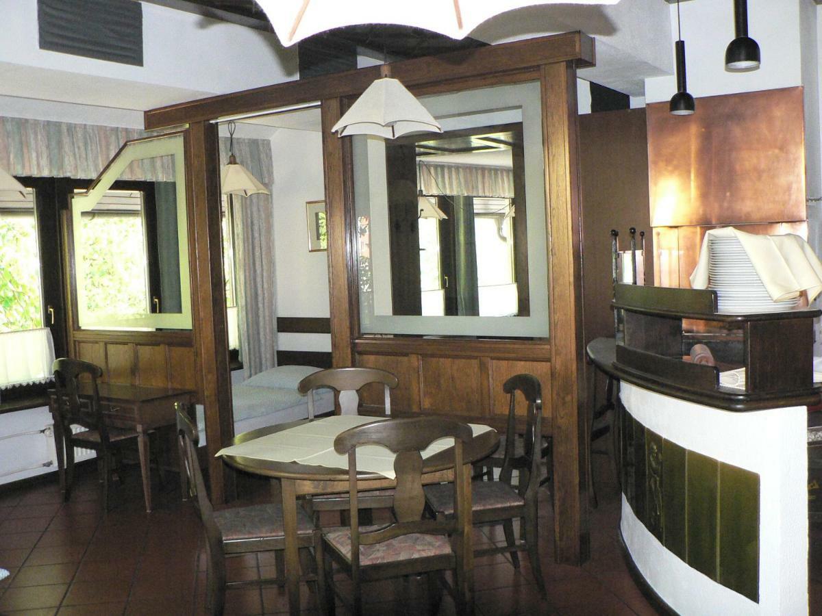 Apartmaji Mak Йесенице Екстериор снимка